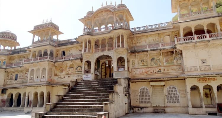 Architecture of Galtaji Temple Jaipur