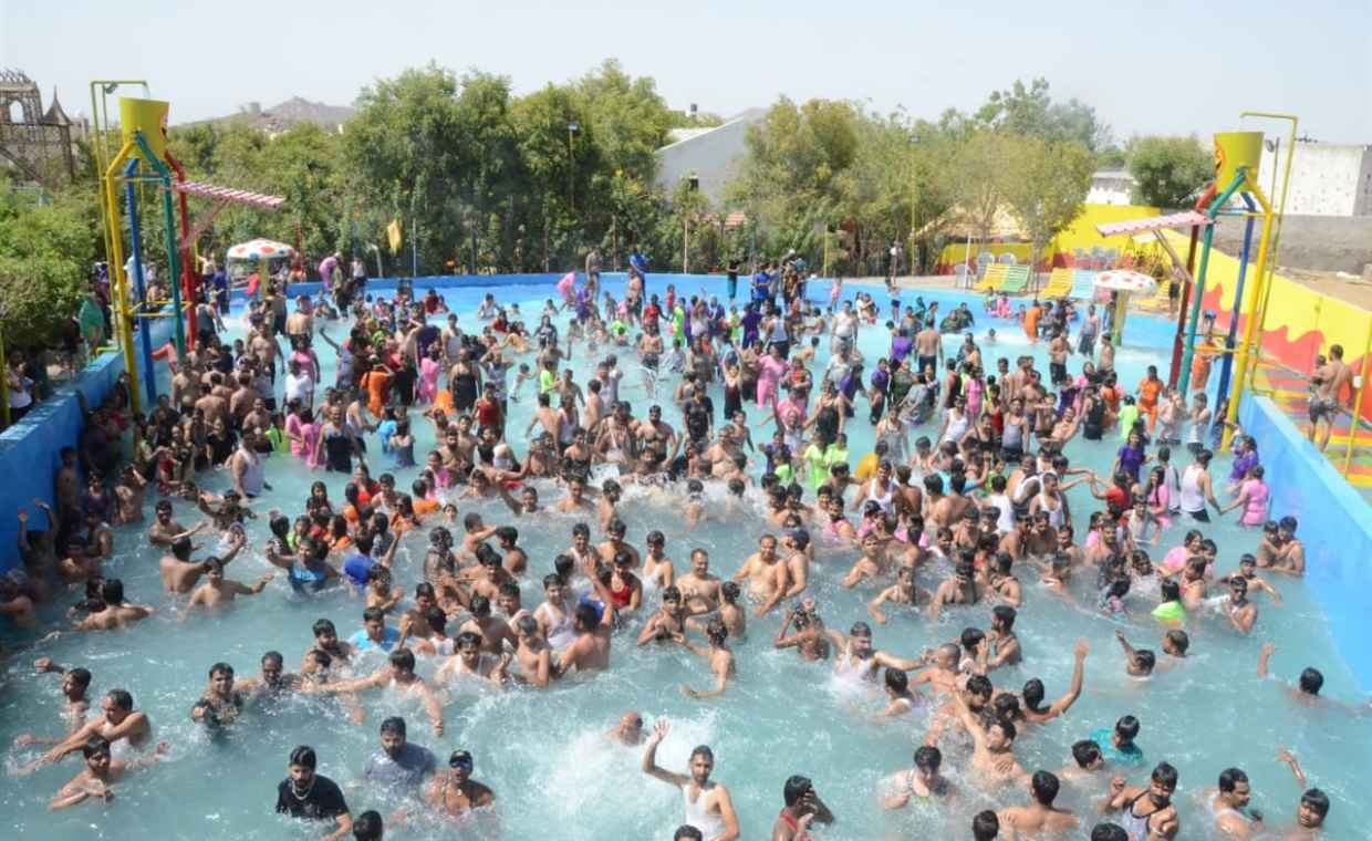 ग्रीनलैंड वाटर पार्क, राजस्थान का सबसे बड़ा वेव पूल Greenland Water