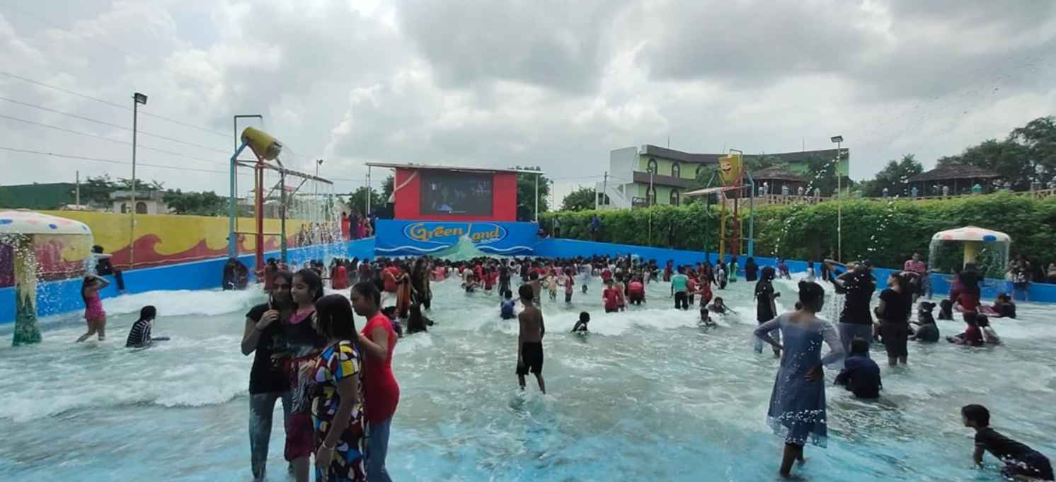ग्रीनलैंड वाटर पार्क, राजस्थान का सबसे बड़ा वेव पूल Greenland Water