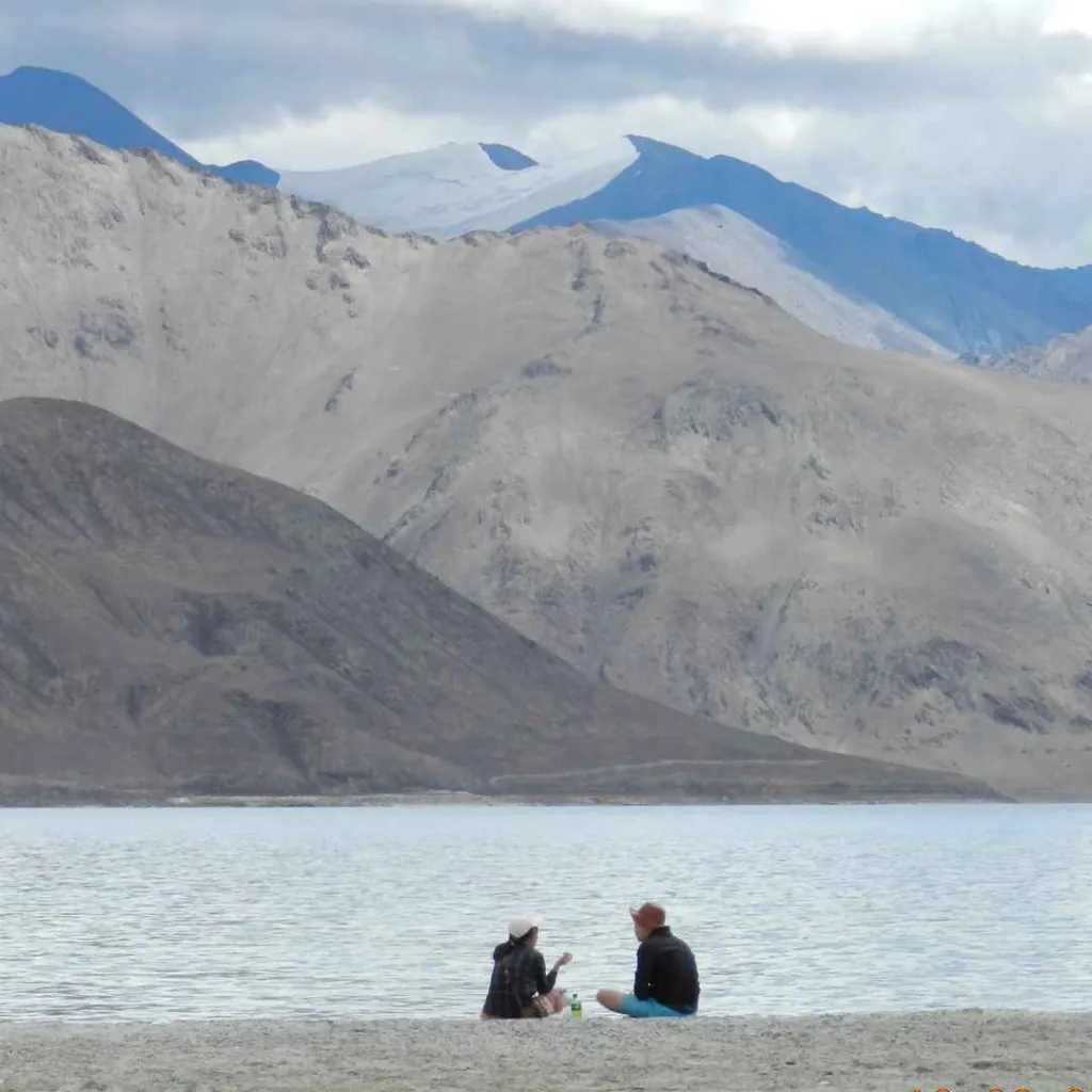 Leh Ladakh Best Places To Visit In Hindi