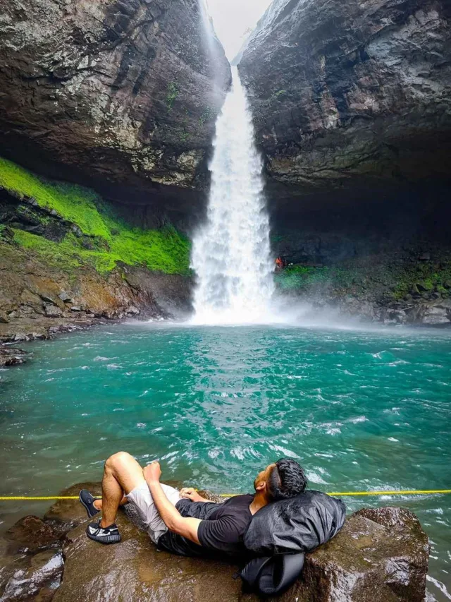 devkund waterfall in hindi