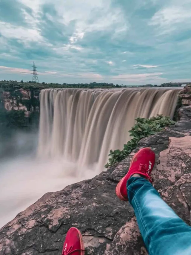 Chachai Waterfall Rewa photos