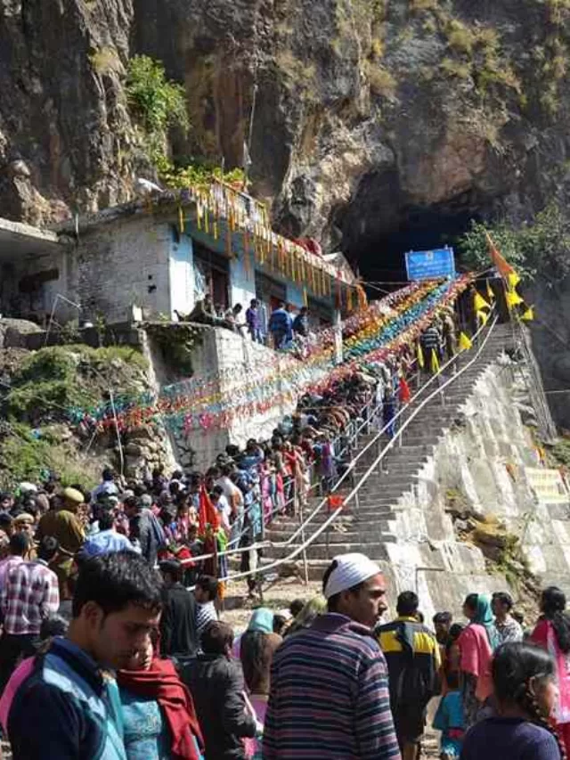 Best Travel Web Stories Shiv Khori Cave Temple, The Famous Cave Shrine of Shiv Khori, History of Shiv Khori, shiv khori to amarnath cave, vaishno devi to shiv khori distance, Distance between Vaishno Devi Temple and Shiv Khori, mysteries and secrets of the cave of Lord Shiva, Unraveling the Mystery of Shiv Khori, Travel to the Mysterious Shiv Khori, Legends and Facts about Shiv Khori, Shiv Khori Cave History In Hindi