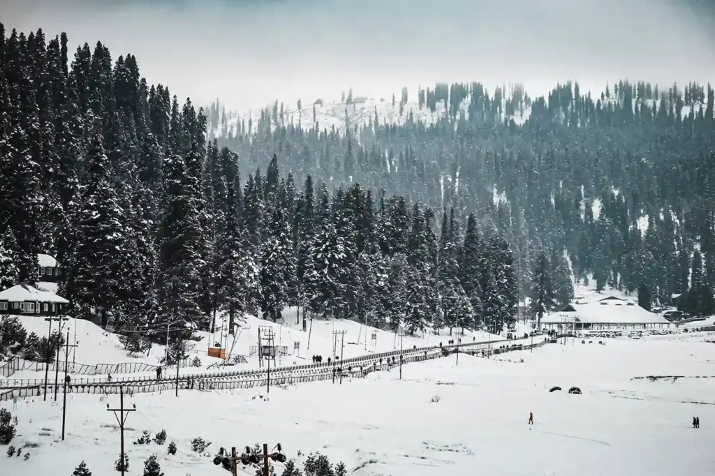 कश्मीर के इन खूबसूरत जगहों पर उठा सकते हैं बर्फबारी का मजा: 10 Best Places To Experience Snowfall in Kashmir 10 Best Places To Experience Snowfall in Kashmir, 15 Places to Visit in Kashmir in December, 10 Great Places to See Snow Falls in Jammu & Kashmir, Top 9 Snowfall Places in Kashmir (2023), Best 10 Snow Destinations to Enjoy in Kashmir Valley, Top 5 Heavy Snowfall Places in Jammu and Kashmir, 10 best places to experience snowfall in kashmir in winter, 15 Top Places to Visit in Kashmir, Top 10 Places to Visit in Kashmir in February, 10 Best Places To Visit In Kashmir In Winter, 10 best places to visit in Kashmir in Summer, 10 Best Places to Visit in Kashmir in January 2024, 10 Best Places to Visit Kashmir in March 2024, Best Places to Experience Snowfall in India in Winter, top beautiful places in Kashmir,