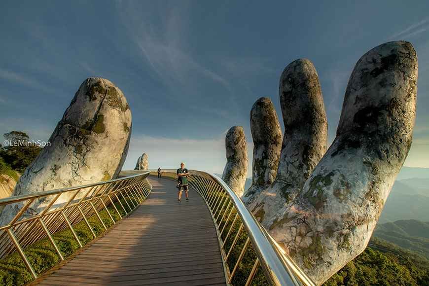 वियतनाम का गोल्डन ब्रिज - Vietnam Golden Bridge