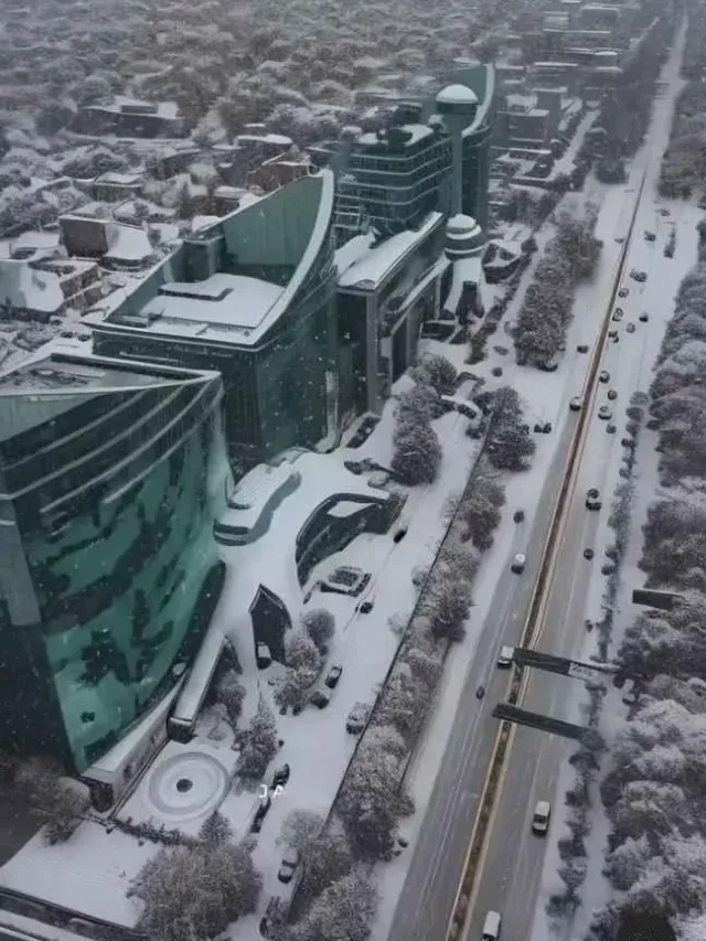 jaipur-city-with-snow-ai-generated-pics-of-snowfall-goes-viral-internet-says-more-beautiful-than-kashmir